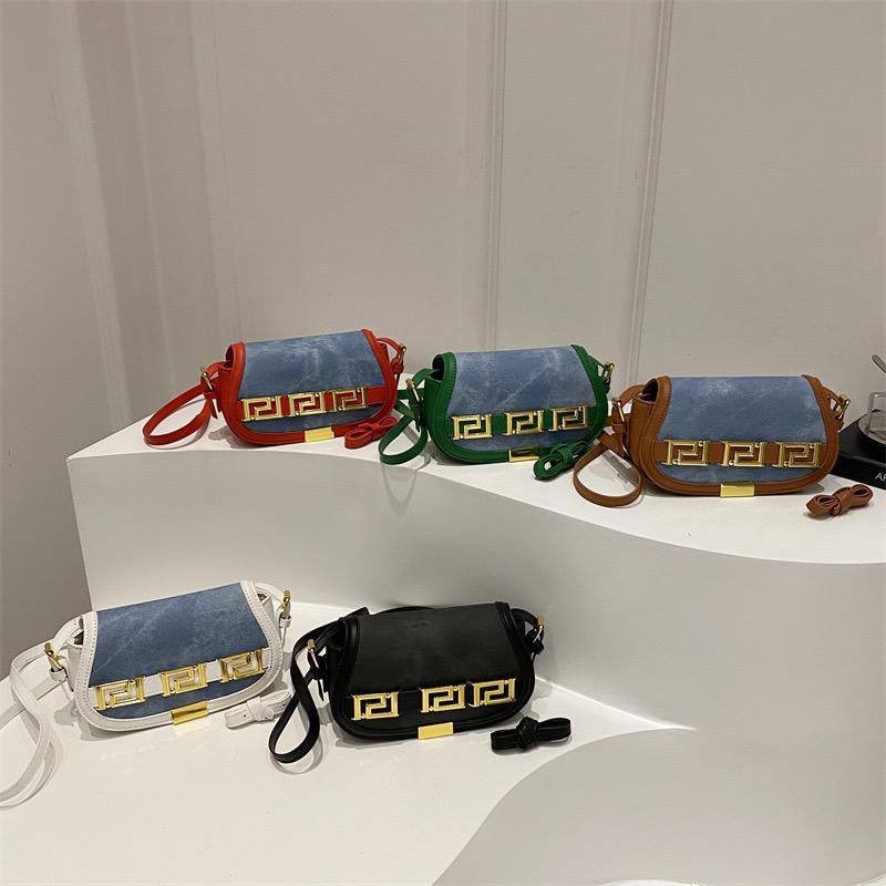 Opulence Touch Handbag Photo 2026 01 30 15 11 32