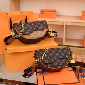 Majesty Line Handbag